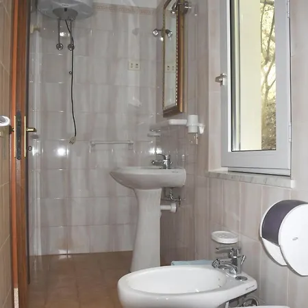 Πανσιόν Camere Sciabattica N.3 *
